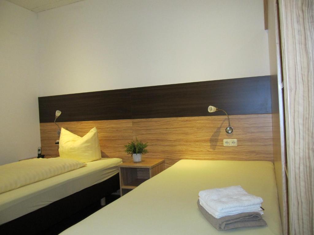 Zum Treppche Hotel Garni Gladenbach Room photo